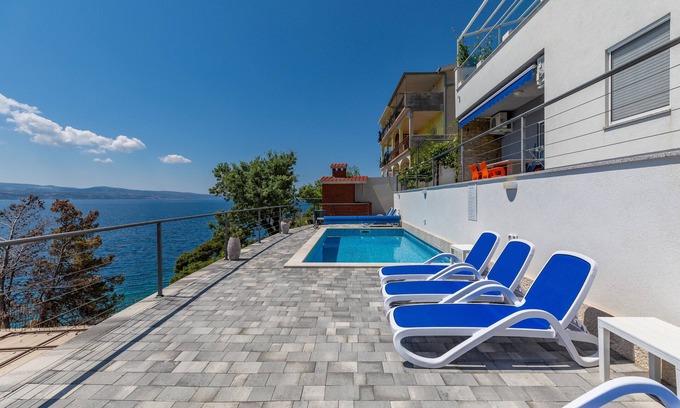 Celina Apartment | Two bedroom apartment near beach Zavode, Omiš (A-1021-a)