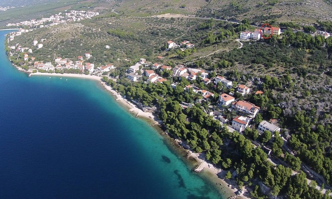 Bratus Apartment | Two bedroom apartment with balcony and sea view Krvavica, Makarska (A-18911-a)