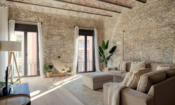 El Parc i la Llacuna del Poblenou Apartment | Two Bedroom apartment in Pere IV - You Stylish