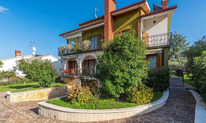 Spadici Apartment | Two-Bedroom Apartment Antonela I