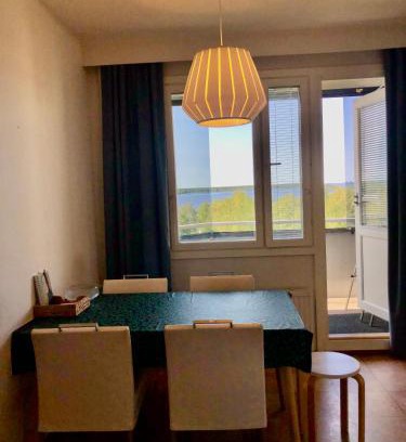 Kemi Apartment | Two bedroom apartment Best view to the sea Glassed Balcony FREE PRIVATE PARKING