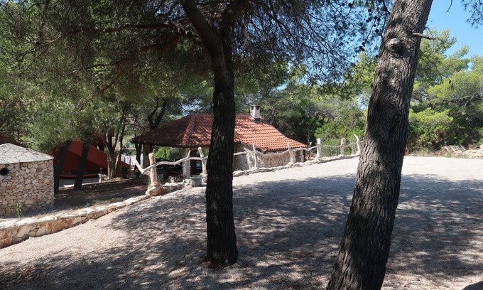 Loviste Apartment | Two bedroom apartment with balcony and sea view Lovište, Pelješac (A-22220-c)