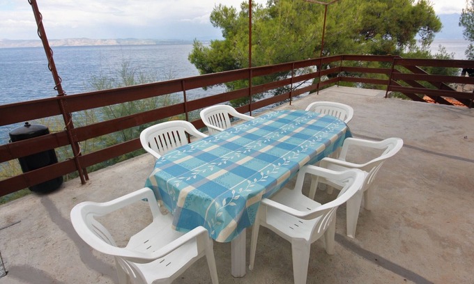 Gdinj Apartment | Two bedroom apartment near beach Cove Pobij, Hvar (A-5712-b)
