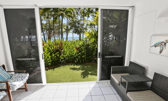 Clifton Beach Apartment | Two-Bedroom Apartment Right In Front Of The Beach!