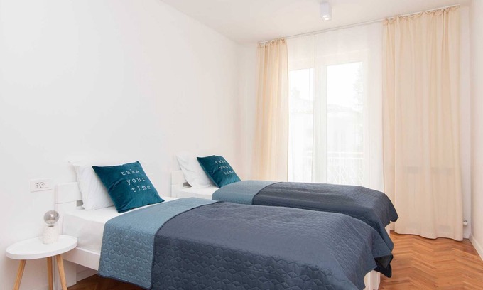 Portoroz Apartment | Two Bedroom Apartment with terrace Rose Garden