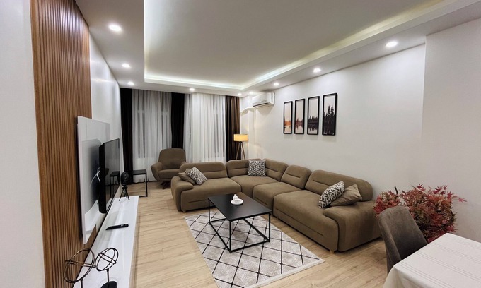 Cihangir Apartment | Two-Bedroom Apartment in Taksim - No: 9