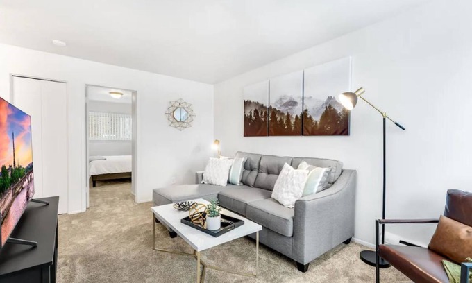 Gibraltar Apartment | Two bedroom apartment - peaceful community near Detroit River