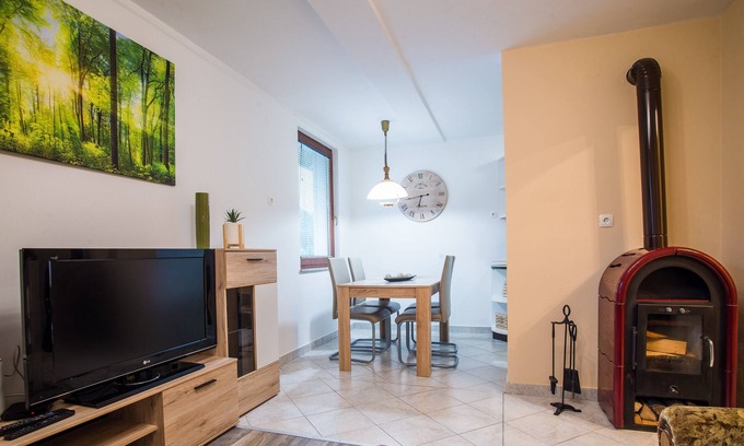Luce Apartment | Two bedroom apartment Veninsek with balcony in Luče