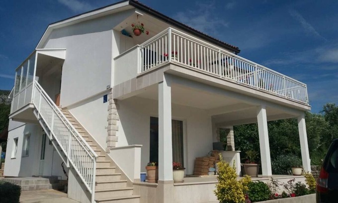 Cove Tri Zala (Zrnovo) Apartment | Two bedroom apartment with terrace and sea view Viganj, Pelješac (A-13241-a)