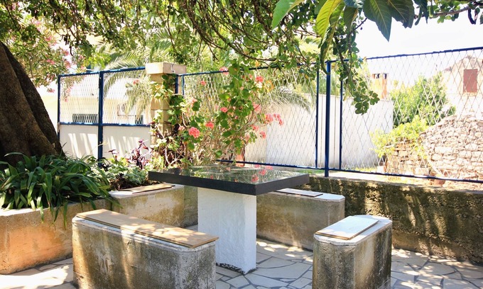 Loviste Apartment | Two bedroom apartment with terrace Lovište, Pelješac (A-10182-d)