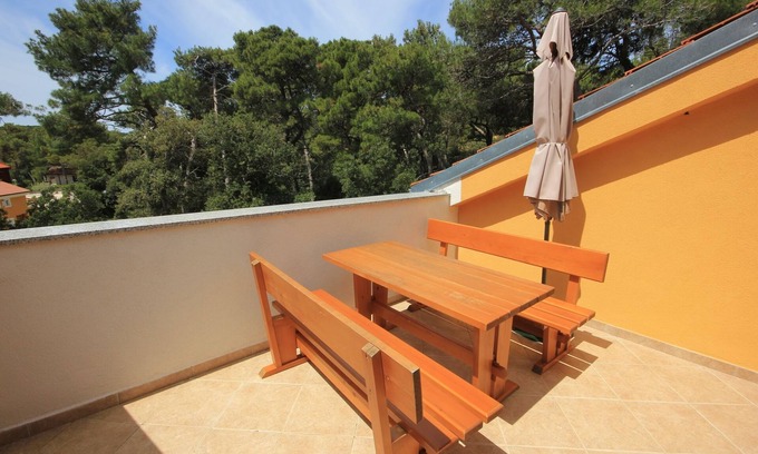 Artatore Apartment | Two bedroom apartment with terrace Artatore, Lošinj (A-8022-d)