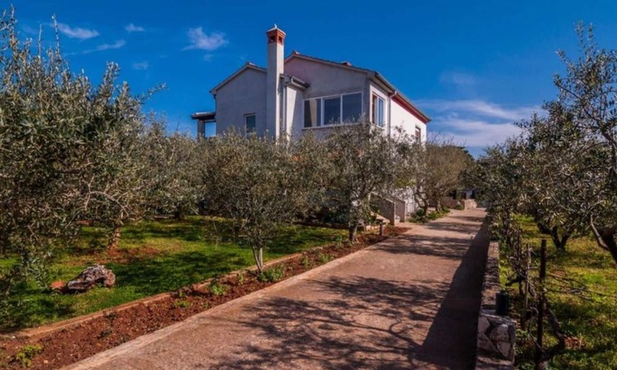Muline Apartment | Two Bedroom Apartment with Terrace (owner Cvita 3)