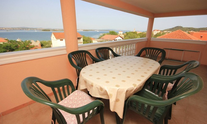 Kraj Apartment | Two bedroom apartment with terrace and sea view Kraj, Pašman (A-331-c)
