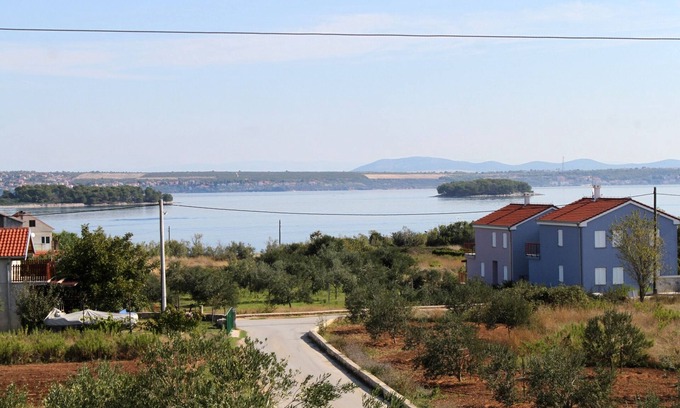 Kraj Apartment | Two bedroom apartment with terrace and sea view Kraj, Pašman (A-335-b)