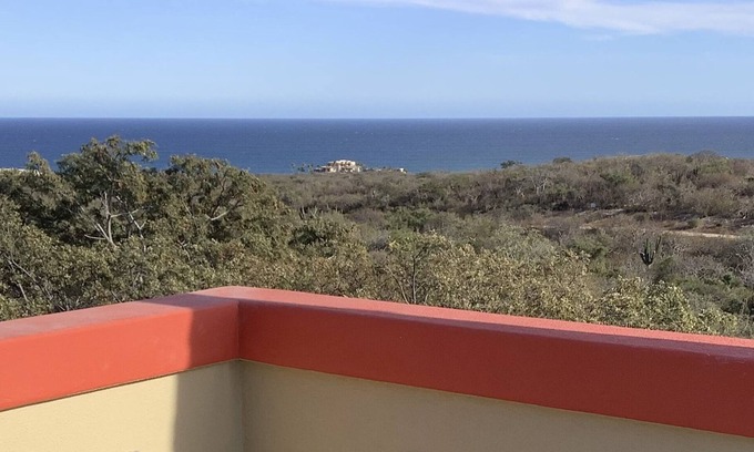 Los Frailes House | Two bedroom beach-view house - East Cape of Baja Mexico.
