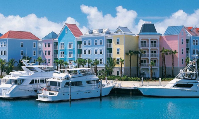 Paradise Island Villa | Two Bedroom Deluxe Harborside April 19-26 2025