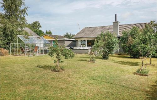 Snogebaek House | Two-Bedroom Holiday Home In Nexo