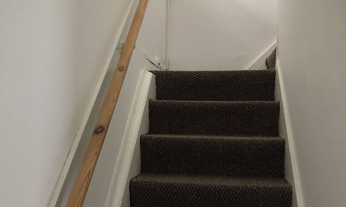 St Helens House | Two bedroom house , in a lovely neighbourhood, with a lot amenities around