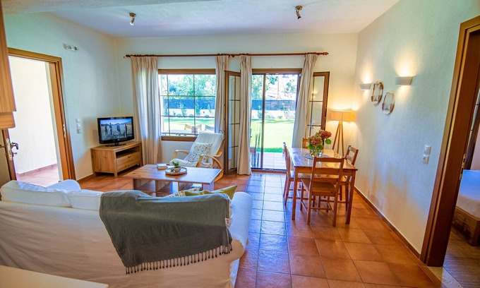 Agia Paraskevi Apartment | Two Bedroom luxury apartment