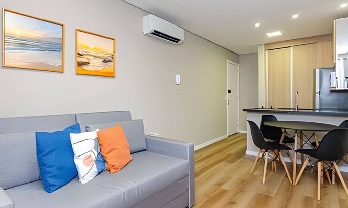 Bigorrilho Apartment | Two bedroom luxury condo club Sky, beautiful view.