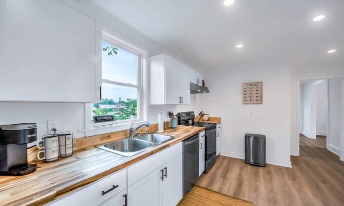 Augusta Apartment | Two Bedroom modern apartment
