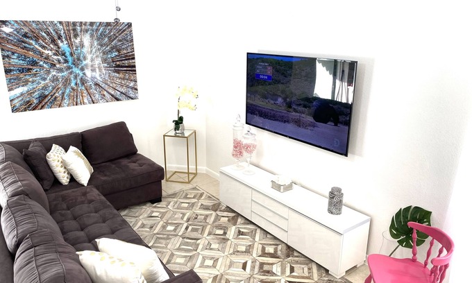 Buena Vista Apartment | Two Bedroom Penthouse Among the Trees, Pool - Miami Design District
