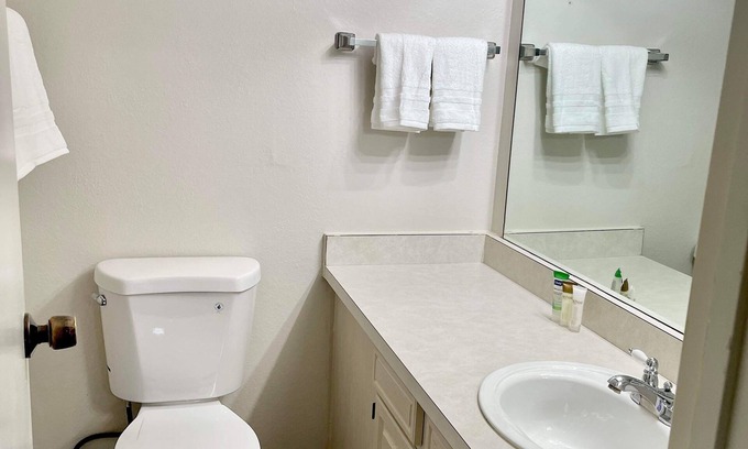 Paradise House | Two bedroom right off the strip