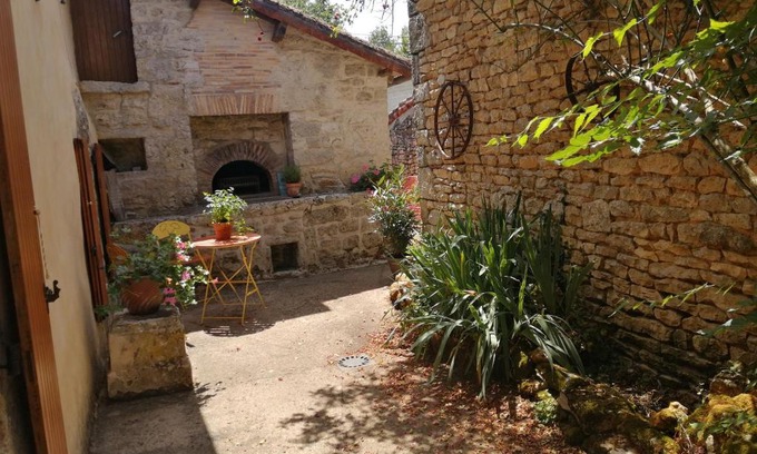 Condac House | Two bedroom Stone Cottage