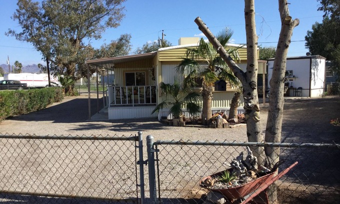 Bullhead City House | Two bedroom two bath mobile two blocks from River launch at rotary park
