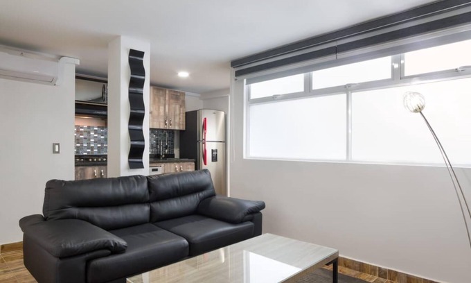 El Poblado Apartment | Two Bedroom Two Hot Tub AC Apartment