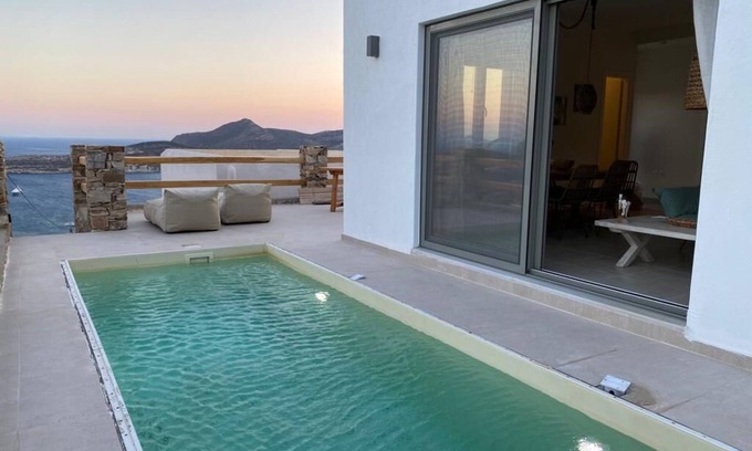 Antiparos House | Two bedroom villa with swimming pool