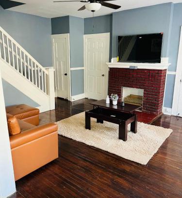 Irvington House | Two Bedrooms Home
