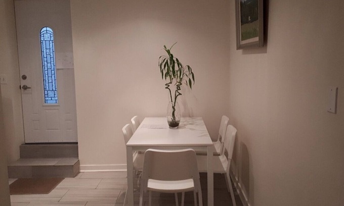 Killarney House | Two bedrooms near skytrain in Vancouver
