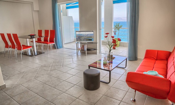 Kiveri Apartment | Two Bedrooms Two Bathrooms Apartment Stanning Sea View Fully Equipped