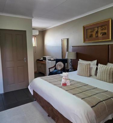 Bloemfontein House | Two Bells Guest House