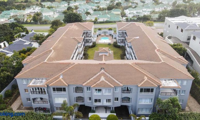 Plettenberg Bay Apartment | Two Greenpoint Mews