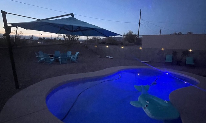 Lake Havasu City House | Two master suites-4BR & 3BA Lake Havasu House with Pool Table, Pool & Hot Tub