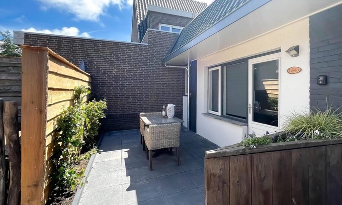 Camperduin House | Two-person holiday home with a beautiful location near the beach and dunes
