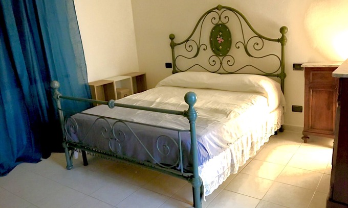 Pisa House | Two-room apartment 500 m from the airport