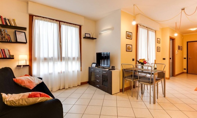 Forli Apartment | Two-room apartment with garage and lift between the station and the center