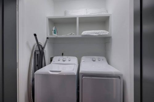 Charlotte Park House | Two Side by Side Townhomes West Nashville Luxury