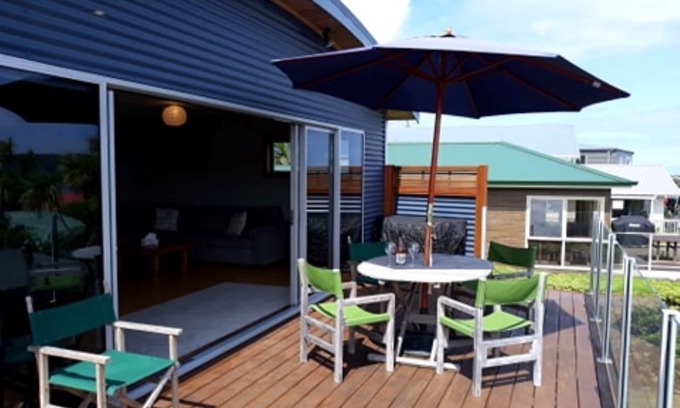 Raglan House | Two Storey with Harbour Views