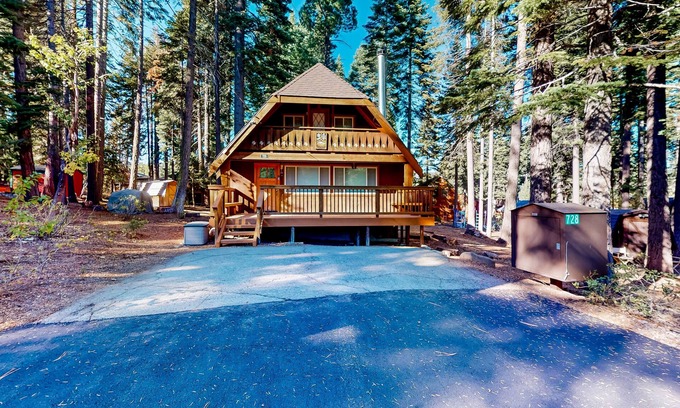 Comstock Acres Cabin | Two-story cabin with a wood fireplace, washer/dryer, & decks