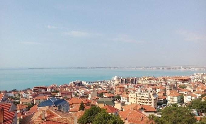 Sveti Vlas Apartment | two sunny southern appartments ,great view to the bay