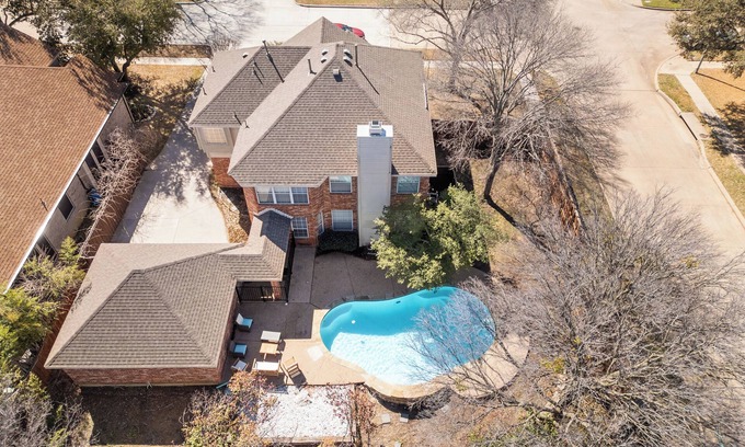 Grand Prairie House | TX Oasis! WfallPool! Grill! Theatre! EV/240, GP,5
