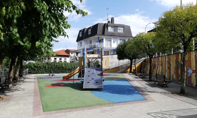 Urnieta House | Txoko Maitea Pentsioa