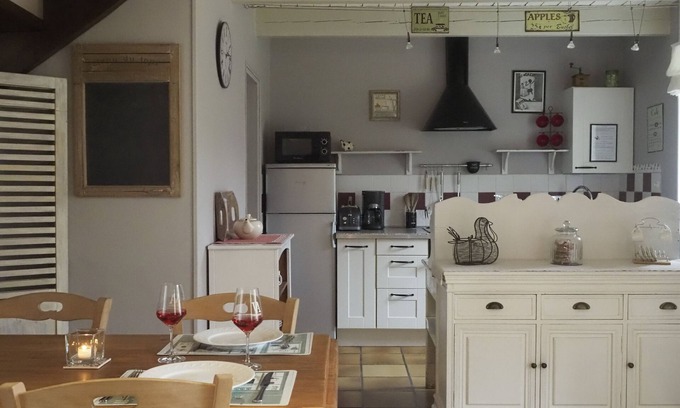 Le Cloitre-Saint-Thegonnec Cottage | Ty Ar Pennduig - Away from the hustle and bustle