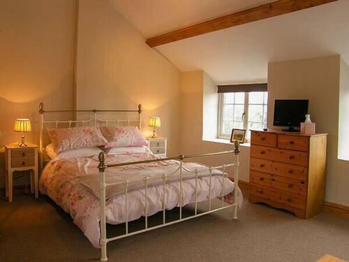 Nercwys Cottage | Ty Cerrig, NERCWYS