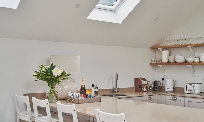 Oxwich Apartment | Ty Florence - Luxury Cottages