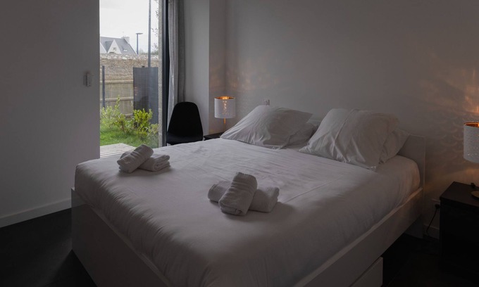 Porspoder Apartment | TY FOUR - Lovely luxury T2 flat with sea view